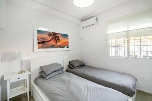 Luxury Villa - Large Private Pool - Cabo Roig Strip