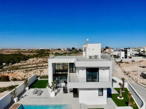 Exclusive Villa Campoamor