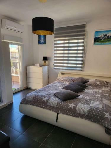 Hermoso Unifamiliar En La Zenia