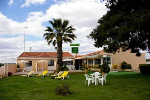 Hostal Vila Formosa Al Guesthouse