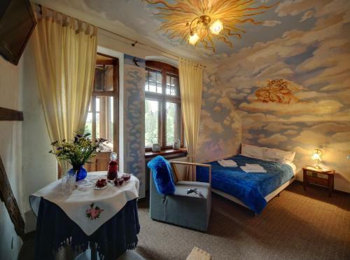 Hostal Rezydencja Bia?y Jar