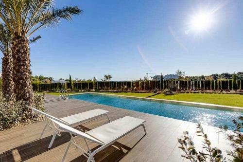 Apartamento Precioso Piso de 3 Dormitorios En Las Colinas