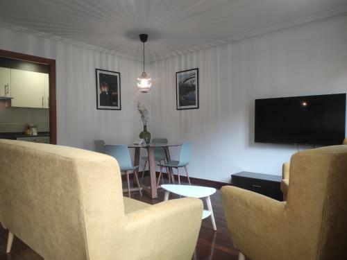 Apartamento 2d.tres Dormitorios Y Balc�n Con Vistas Al Parque