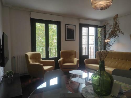 Apartamento 2d.tres Dormitorios Y Balc�n Con Vistas Al Parque