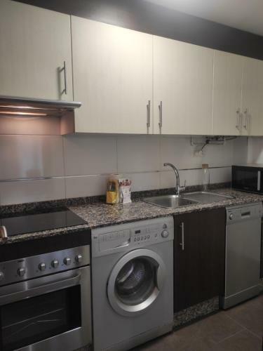 Apartamento 2d.tres Dormitorios Y Balc�n Con Vistas Al Parque