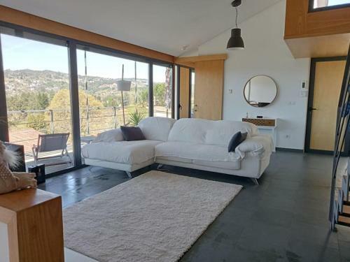 Casa Moderna Y Acogedora.
