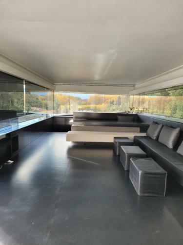 Villa The Black Line House