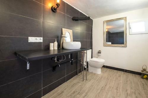 Villa Wanderlust Sitges Hills. Exclusive Pool.