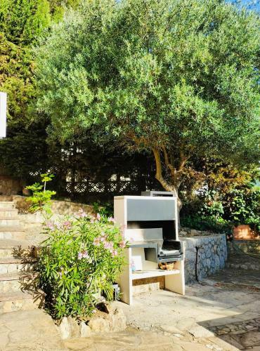 Villa Wanderlust Sitges Hills. Exclusive Pool.
