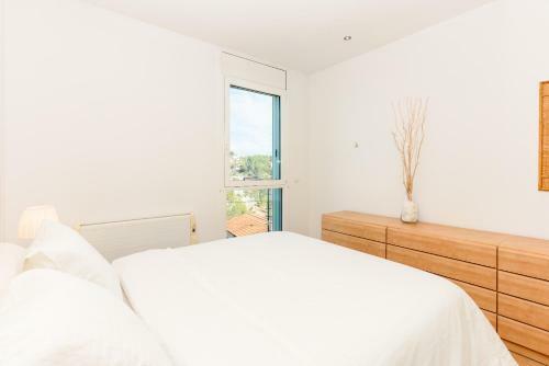 Villa Senia, Close To Sitges With Private Pool