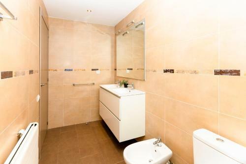 Villa Senia, Close To Sitges With Private Pool