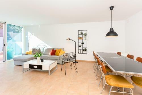 Villa Senia, Close To Sitges With Private Pool