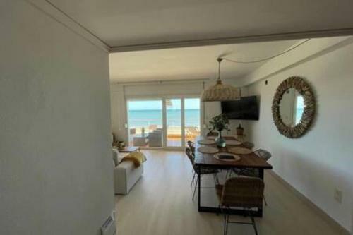 Apartamento Ximoapartments Ap-4 A Primera L�nea De Playa Y Parking