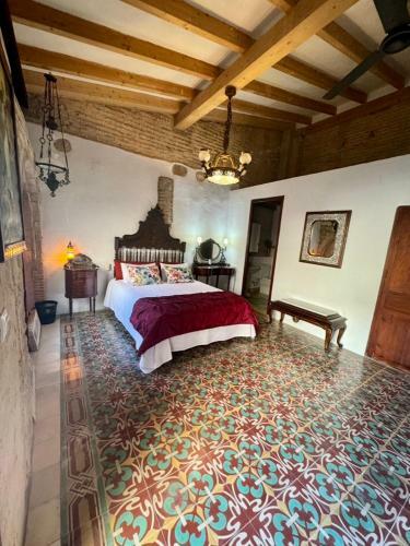 Hostal Oliva Courtyard Guesthouse