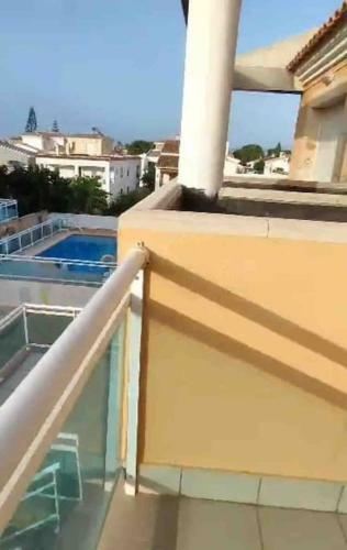 Apartamento Duplex Con Piscina Comunitaria