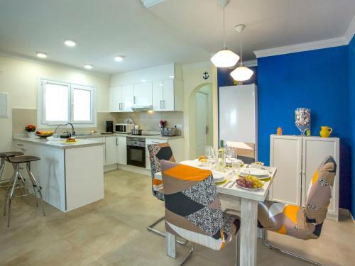 Holiday Home Suenito By Interhome