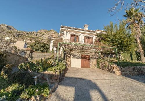 Villa Casa Surya - Unique Country House Near Granada