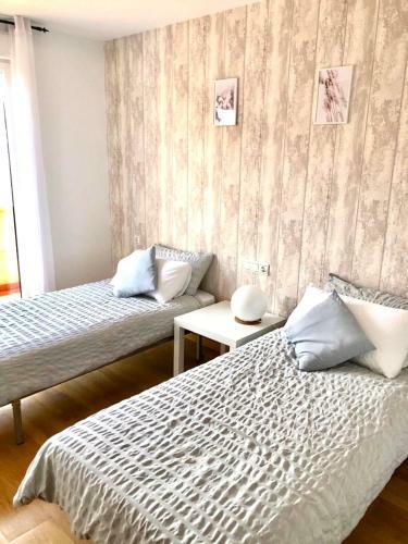 Apartamento Piso Bonito Con Vistas Negreira