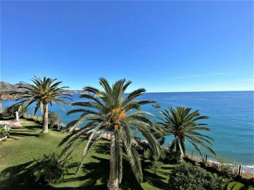 Tuhillo 2d Seaview Apartments Casasol