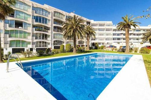 Apartamento 2 Bedroom In Parador With Pool And Seaview