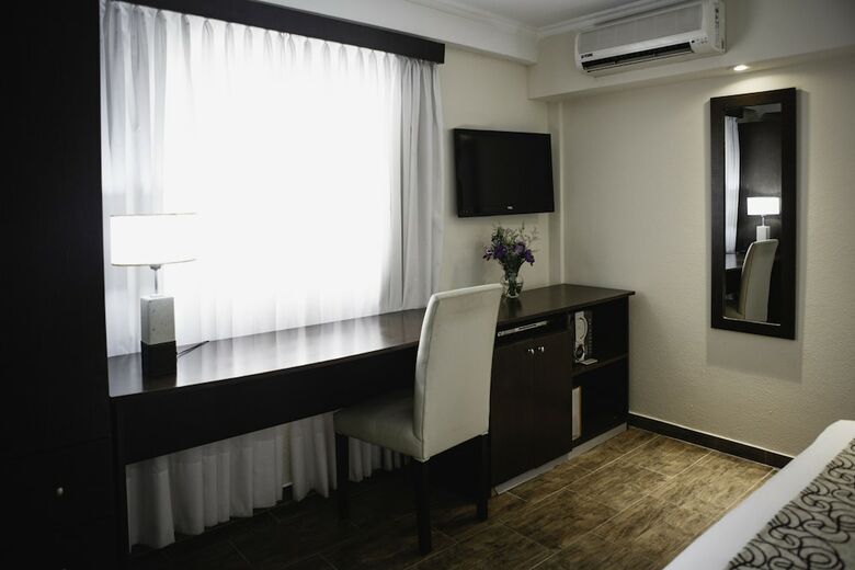 Ker Recoleta Hotel