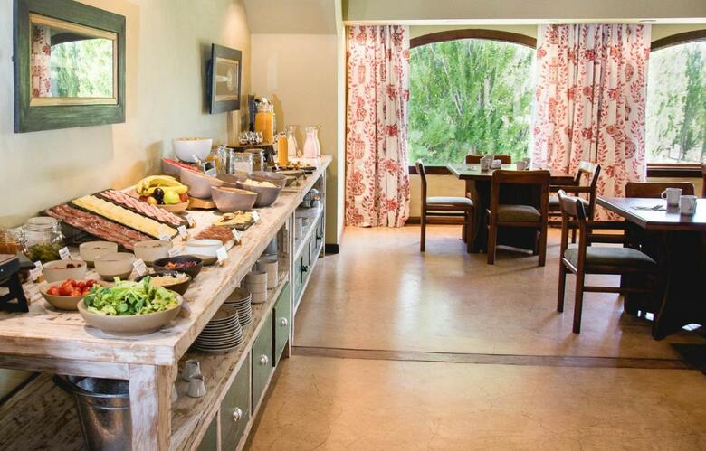 Kau Yatun Hotel Boutique