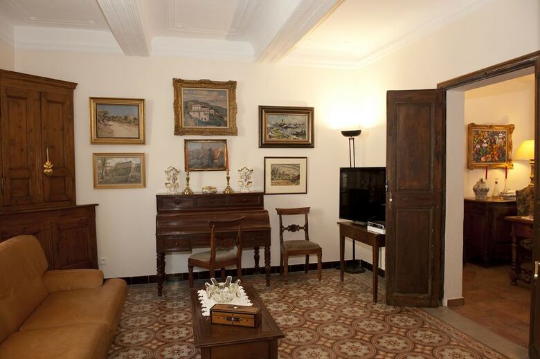 Bed & Breakfast La Maison Du Peintre En Provence
