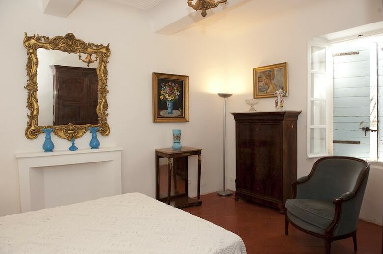 Bed & Breakfast La Maison Du Peintre En Provence