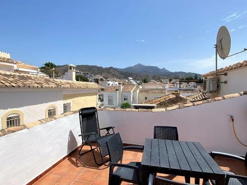 Nueva Nerja 52 Pubelo Andaluz Casasol
