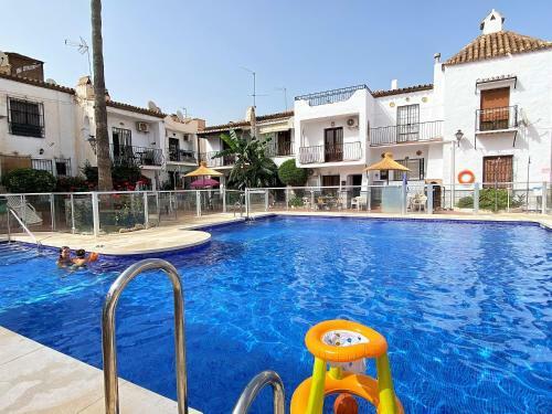 Nueva Nerja 52 Pubelo Andaluz Casasol