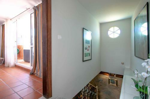 Lor Pintada Apartment