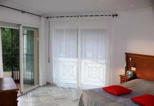 Villa 9 Pers In Burriana Nerja