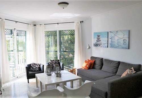 Villa 9 Pers In Burriana Nerja