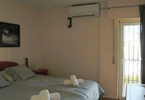 2 Bedroom Apartment Paradorares Ne