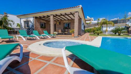Villa Angelyn Nerja By Ruralidays