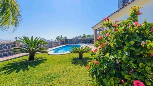 Villa Angelyn Nerja By Ruralidays