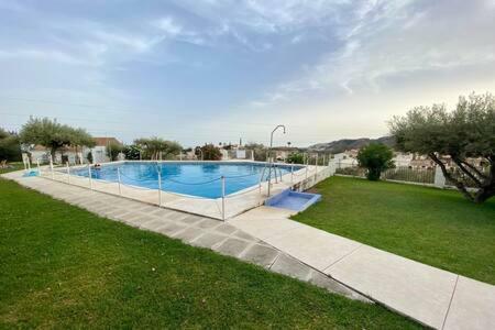 Shr022 Elegante Apartamento Con Piscina Y Pista De Tenis