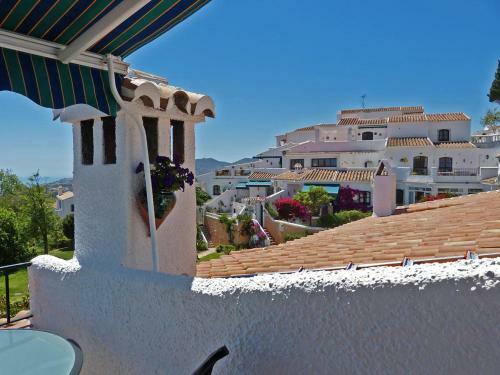 Apartment La Perla, Nerja With Seaview, Capistrano