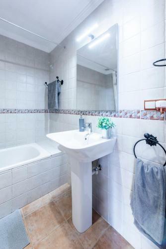 Apartamento Nerja Centro, Playa Carabeo