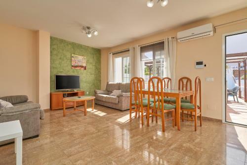 Apartamento Vivienda Con Piscina