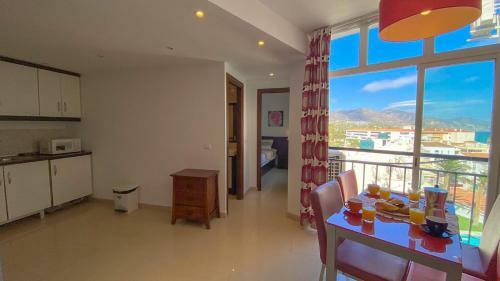 1 Bed Apartment With Sea View