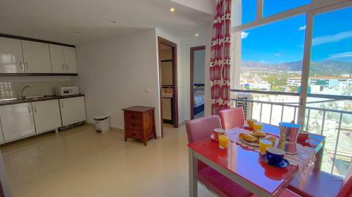 1 Bed Apartment With Sea View