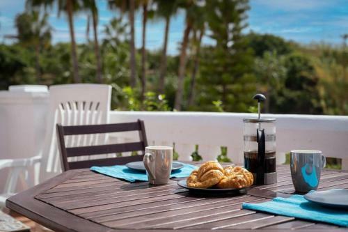 Las Palmas 2a Oasis Properties