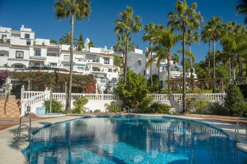 Las Palmas 2a Oasis Properties