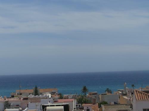 Apartamento Atico Duplex Vista Al Mar Y Monta�a.