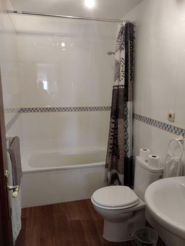 Apartamento Atico Duplex Vista Al Mar Y Monta�a.