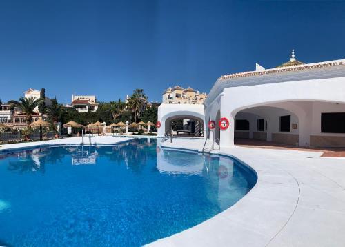 Apartamento Stunning Duplex In Capistrano Playa, Nerja