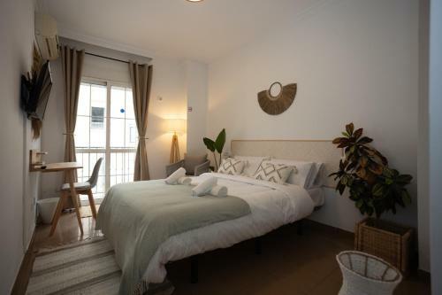 Hostal Naim Guest House Nerja