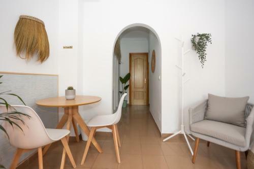 Hostal Naim Guest House Nerja