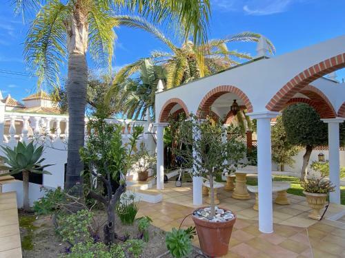 Villa Sandra Al Fresco Apartment